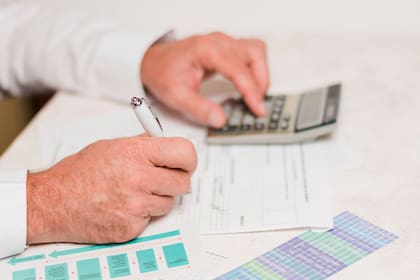 El IRS anunció cómo percibirán los reembolsos de impuestos los contribuyentes muy pronto