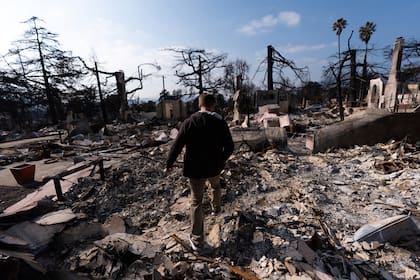 El IRS otorgó una prórroga especial para los contribuyentes afectados por los incendios en Los Ángeles