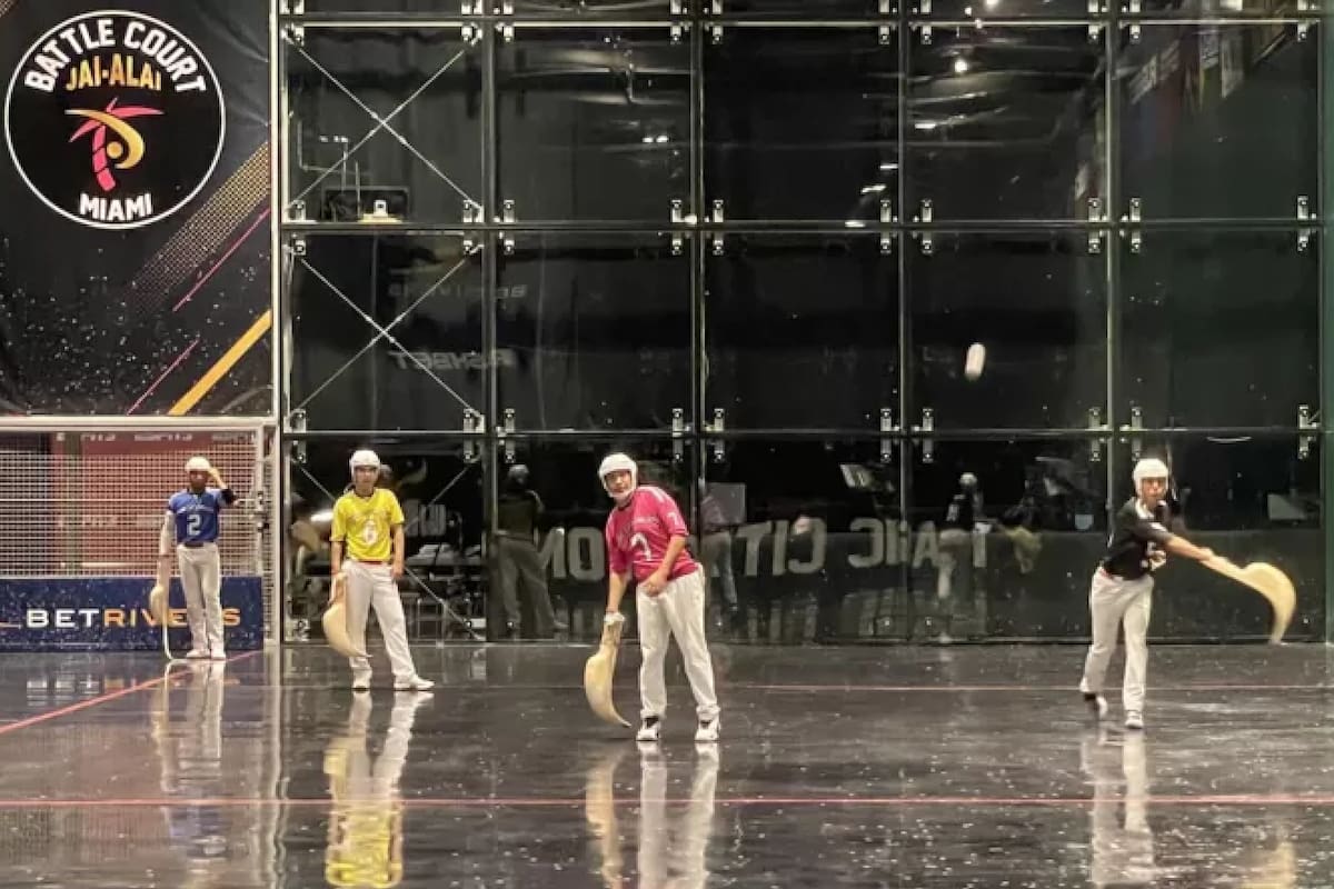 El jai alai es el deporte de pelota más rápido del mundo; los nuevos pelotaris nunca volvieron a disfrutar de los beneficios laborales que tenían sus antecesores, en los años dorados