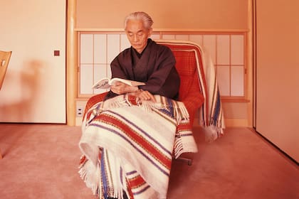 El japonés Yasunari Kawabata ganó el Premio Nobel de Literatura en 1968 y se convirtió en el primer autor nipón en ser reconocido con este galardón.