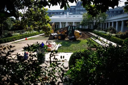 El Jardín de Rosas de la Casa Blanca es utilizado por Trump para realizar eventos oficiales, como conferencias de prensa
