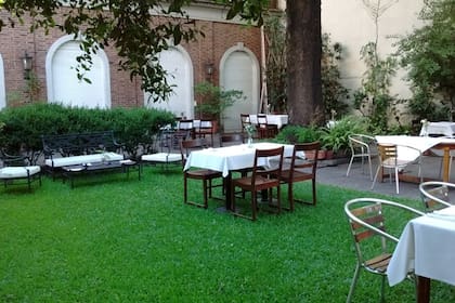 El jardín poco conocido, con mucho verde y espacio apto protocolo