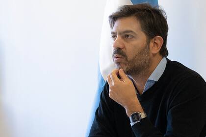 El jefe de Gabinete de la provincia de Buenos Aires afirmó también que llegará al país “una cantidad millonaria” de dosis de AstraZeneca provenientes de México