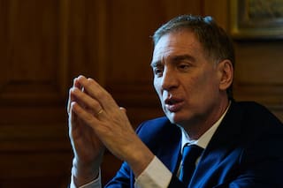 Santilli asumirá ad honorem y no cobrará honorarios como representante del Estado en YPF