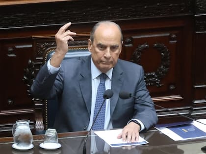El Jefe de gabinete Guillermo Francos en Diputados