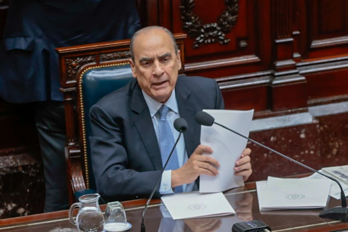 El jefe de gabinete Guillermo Francos tuvo encuentros con diputados y senadores para activar las sesiones extraordinarias