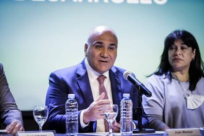 El jefe de Gabinete, Juan Manzur, hoy en la Organización de Estados Iberoamericanos para la Educación, la Ciencia y la Cultura (OEI)