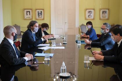El jefe de Gabinete, Santiago Cafiero, encabezó la reunión de gabinete económico. Participaron Cecilia Todesca, Martín Guzmán, Claudio Moroni, Matías Kulfas, Miguel Pesce y Mercedes Marcó del Pont