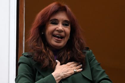 El jefe de Gabinete sostuvo que Cristina Kirchner no puede presentarse en las próximas elecciones