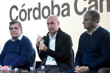 Negri, Larreta y Baldassi, ayer, en Córdoba, donde se elegirá gobernador el 12 del mes actual