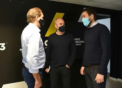 El jefe de gobierno porteño, Horacio Rodríguez Larreta, junto al intendente de La Plata, Julio Garro, y al subsecretario de Cooperación Urbana Federal, Lucas Delfino