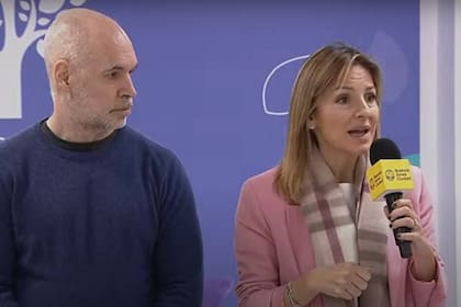 El jefe de gobierno porteño, Horacio Rodríguez Larreta, y la ministra de Educación, Soledad Acuña, defendieron la medida