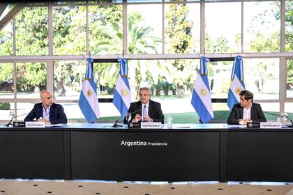 Alberto Fernández sumará a tres gobernadores al mensaje de este viernes, donde agradecerá el "esfuerzo" pero marcará un límite a la apertura