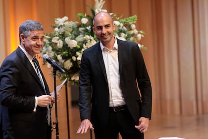 El jefe de Gobierno porteño, Jorge Macri, junto al ministro de Desarrollo Humano y Hábitat, Gabriel Mraida