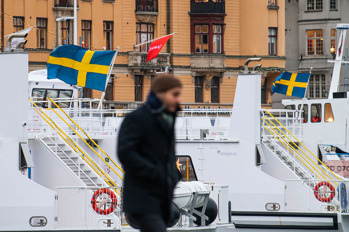 El jefe del servicio de Salud de Estocolmo, Suecia, Bjorn Eriksson, pidió ayuda al gobierno ante el desborde de las unidades de cuidados intensivos