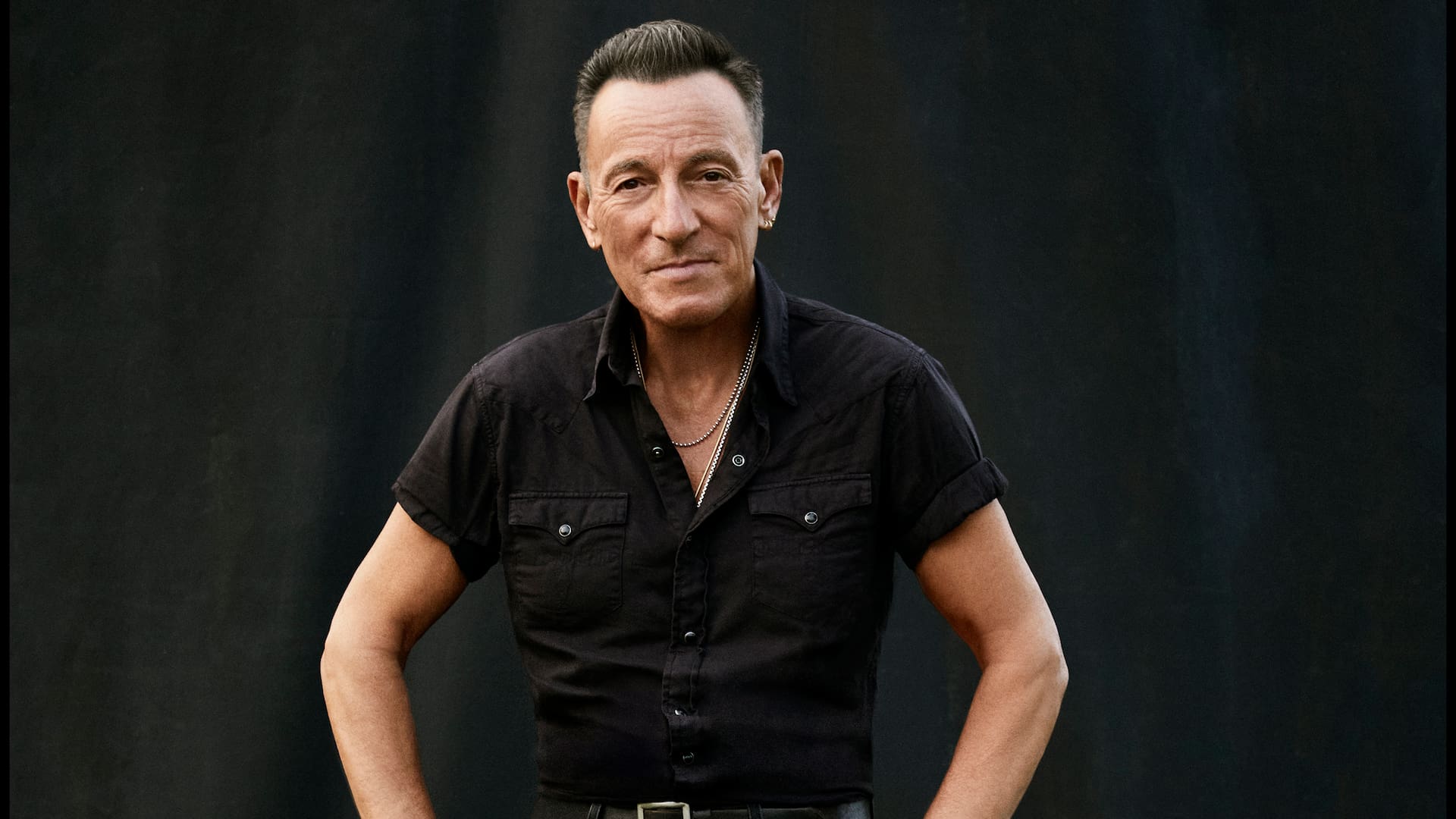 Jeremy Allen White y Bruce Springsteen en la alfombra roja de la premiére mundial de Springsteen: música de ninguna parte, que se estrenó esta semana en todo el mundo