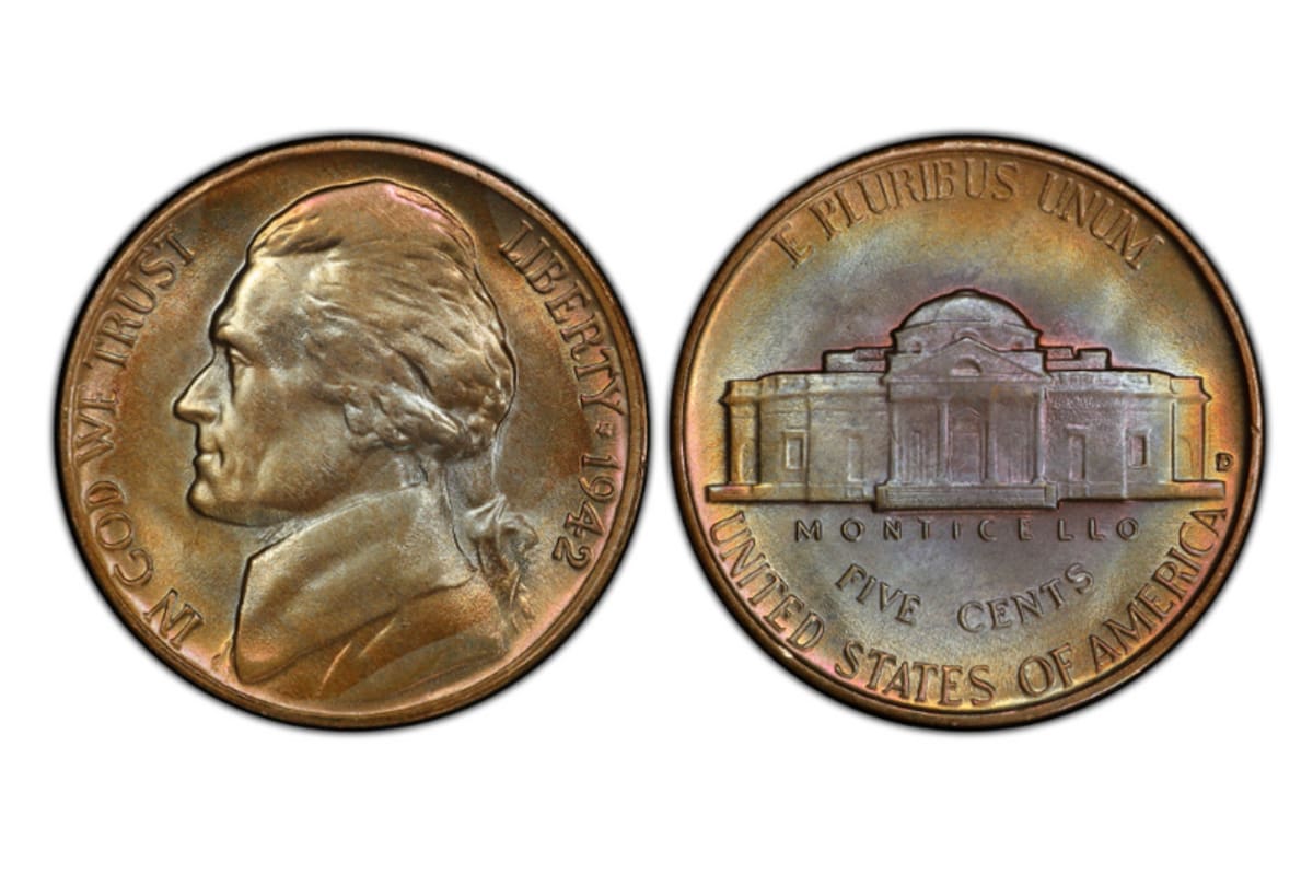 El Jefferson Nickel 1942-D/D se distingue por un inusual error de acuñación que lo transformó en una pieza altamente codiciada