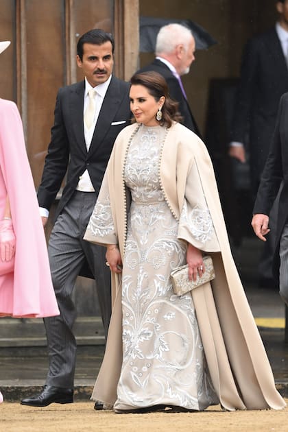 El jeque de Qatar, Tamim bin Hamad Al Thani Jawaher y su mujer, la jequesa.