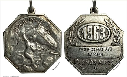 El Jockey Club Argentino otorgaba ese reconocimiento para premiar la excelencia de los criadores de caballos campeones de turf