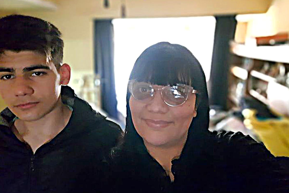 El joven asesinado en Quilmes junto a su tía.