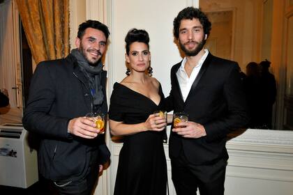 El joven asistió a un evento organizado por una marca de bebidas, en el Teatro Colón