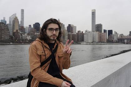 El joven de 24 años decidió mudarse en el corazón de Manhattan y logró alquilar un mini departamento por US$1100