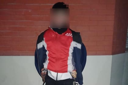 El joven detenido anoche tiene 15 años y ya suma 25 arrestos en los últimos tres años