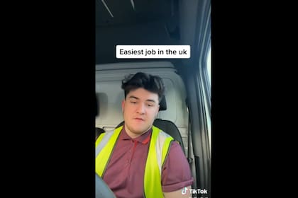 El joven fue despedido luego que su video tomara repercusión (Captura video)