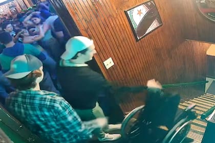 El joven fue identificado como estudiante de la Mercyhurst University