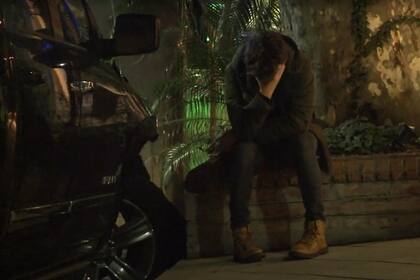 El joven huyó tras impactar contra varios vehículos con la camioneta de sus padres