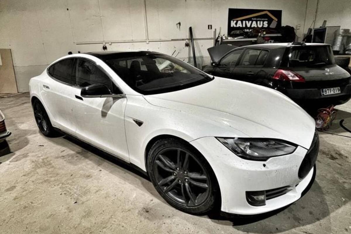 El joven recurrió a ayudar profesional tras la decisión que tomó (Crédito: Instagram @bbombsu)