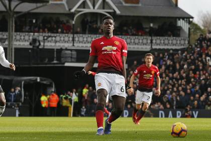 El juego distinguido de Pogba, eje en el mediocampo del United