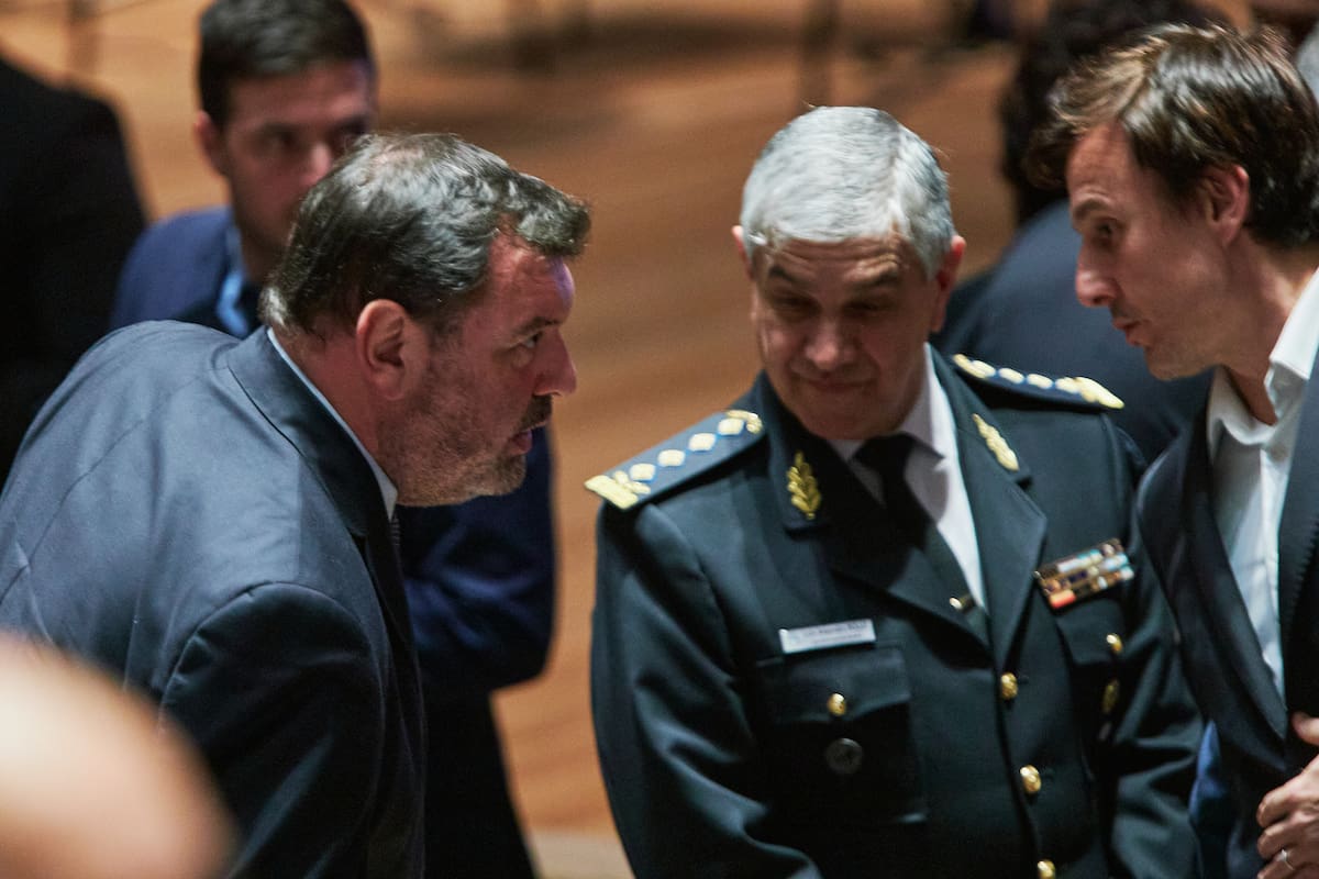 El juez Ariel Lijo, a la izquierda de la imagen