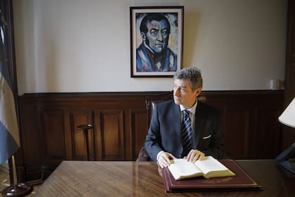 Horacio Rosatti llega a la presidencia de la Corte Suprema de Justicia, el punto culminante de su carrera judicial.