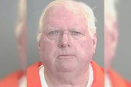 El juez Jeffrey Ferguson, de 72 años, fue acusado de asesinar a su esposa en Anaheim, California