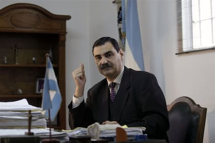 El juez marplatense Alfredo López, ayer en su despacho tras su fallo