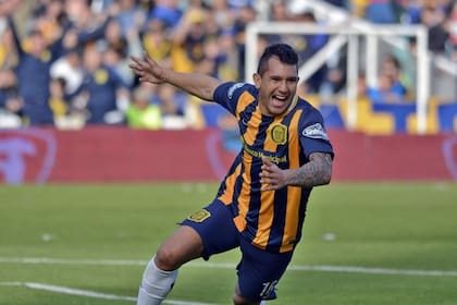 El jugador que sigue con un futuro incierto y su pase es millonario