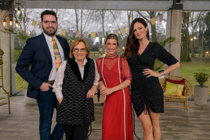 El jurado de Bake Off Argentina y su conductora