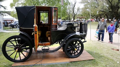 El Kriéger: parece un carruaje, pero era un auto