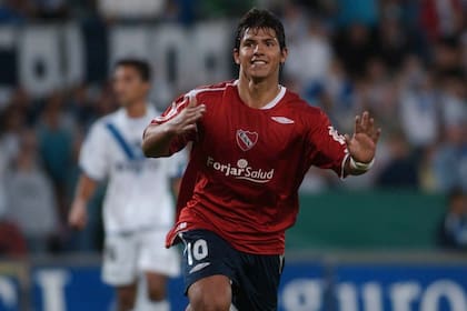 El "Kun" Agüero desmintió los rumores que lo vinculan a Independiente (Foto: Adrián Quiroga)