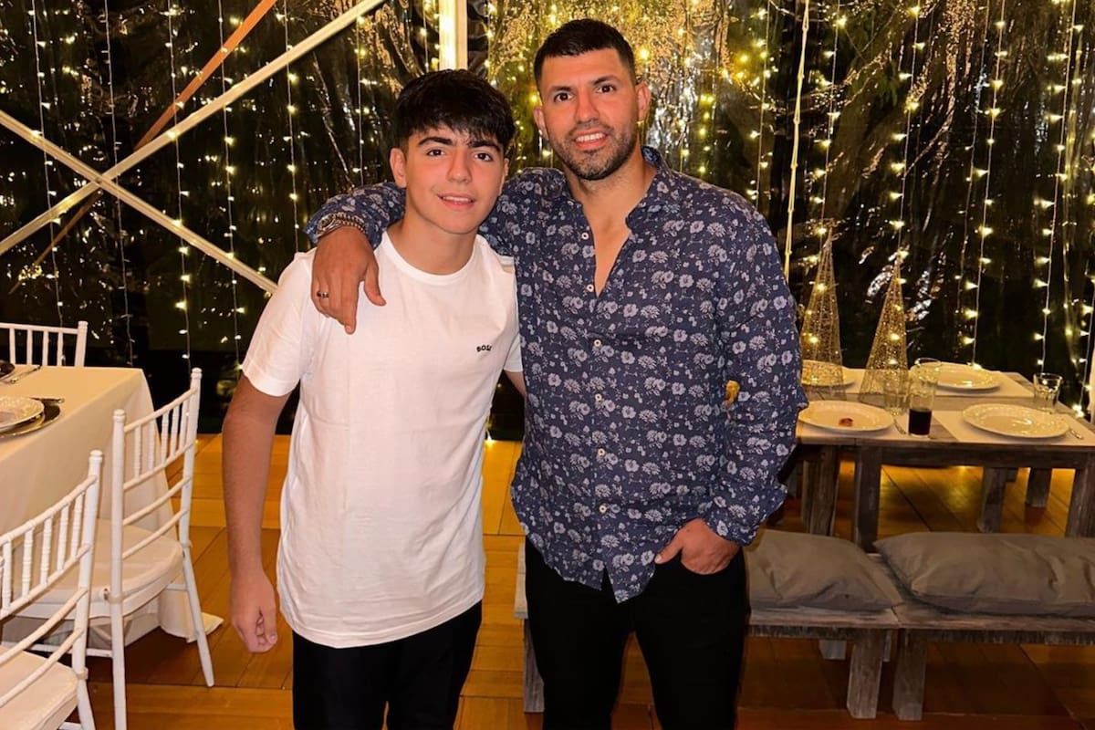 El Kun Agüero fue a ver el partido de Benjamín con Tigre y le dejó un consejo a los más jóvenes: “Disciplina y respeto”