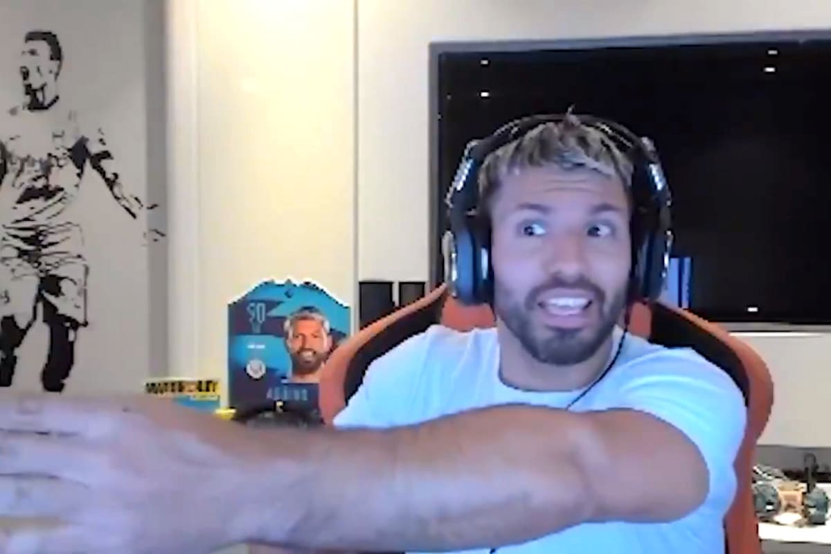 .El Kun Agüero sufrió jugando al XXX online con el español Ibai.