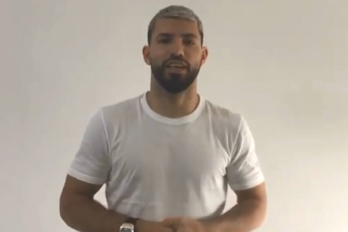 El Kun Agüero, uno de los deportistas que felicitaron a Manu