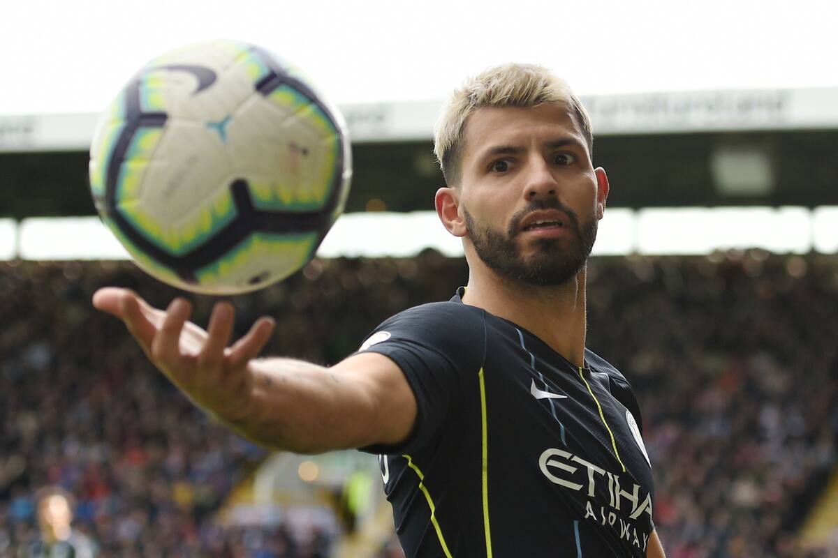 El Kun Agüero y la pelota, una sociedad que le dio muchos réditos a Manchester City