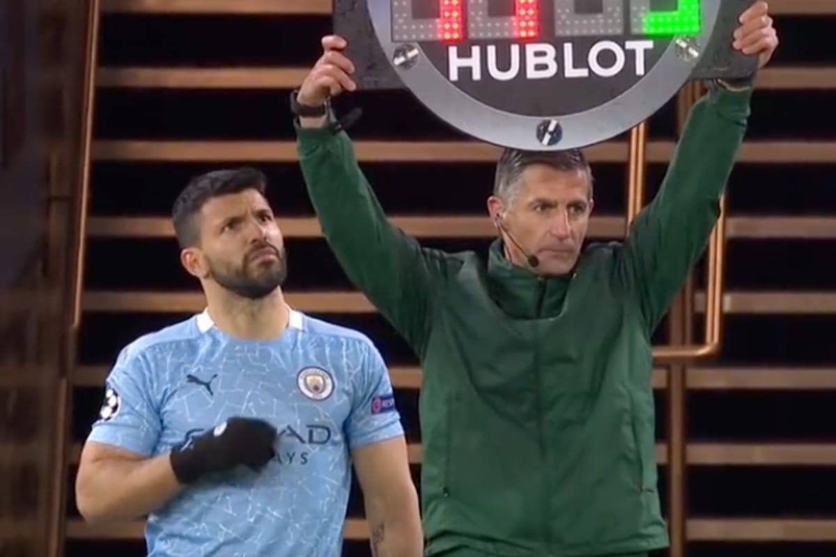 El Kun protagonizó este año una divertida escena en la Champions League
