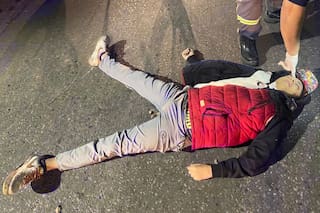 Una policía abatió de un tiro en la cabeza al ladrón que intentó asaltarla