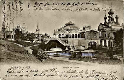 El lago de Parque Lezama era tan lindo que se utilizaba como postal para enviar por correo a distintas partes del mundo