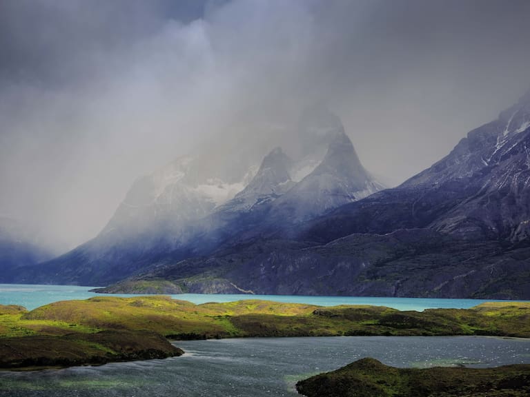 El lago Nordenskjöld, uno de los primeros encuentros en el camino de Torres del Paine
