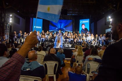 El lanzamiento de Consolidación Argentina, el espacio que impulsa el pastor evangélico Dante Gebel