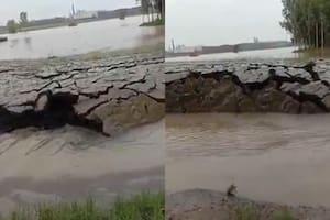 El lecho de un río se elevó de manera misteriosa y las imágenes del singular incidente se viralizaron en las redes sociales